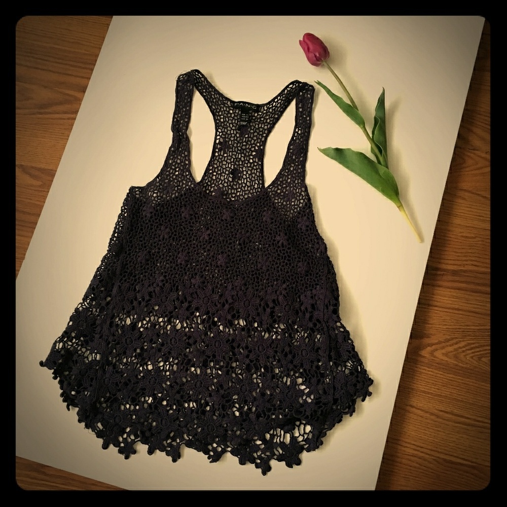 FANG laced tank size xs